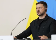 Zelenskis plāno apmeklēt NATO samitu Hāgā