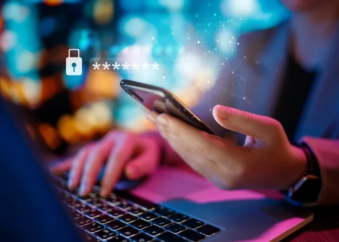 Произошла крупнейшая утечка данных в истории. Пользователям рекомендуют срочно поменять свои пароли