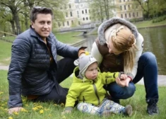 Pāvels Prilučnijs, kurš Latvijā viesojās kopā ar Agatu Mucenieci, dzēlīgi reaģē uz aizliegumu iebraukt mūsu valstī