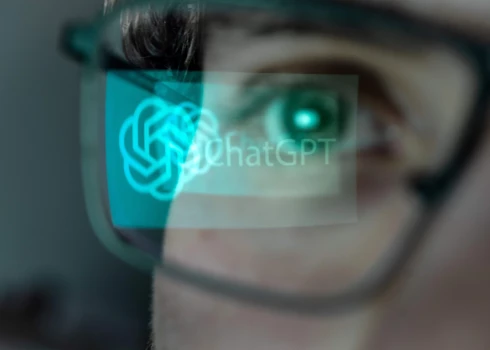 Kāds lietotājs no Norvēģijas vārdā Arvs Hjalmarss Holmens, kurš sevi dēvē par “parastu cilvēku” un nav publiski pazīstams savā valstī, lūdza “ChatGPT” pastāstīt, ko tas zina par viņu. /Ilustratīvs attēls/