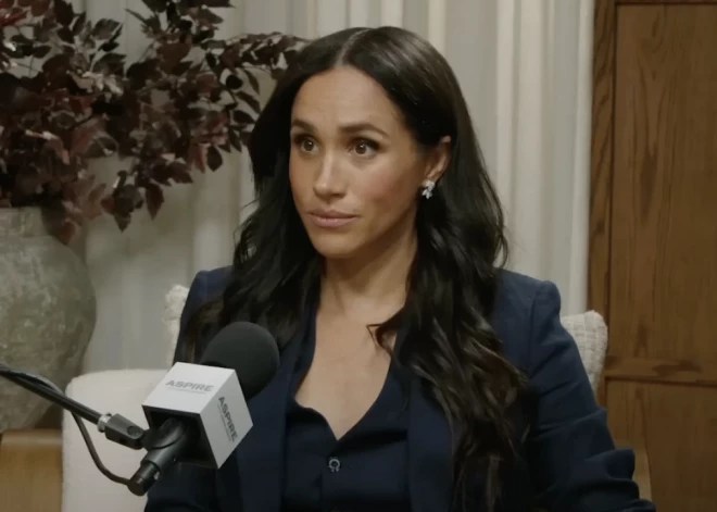 Megana Mārkla ierodas uz interviju un netieši apsūdz karalisko ģimeni melos