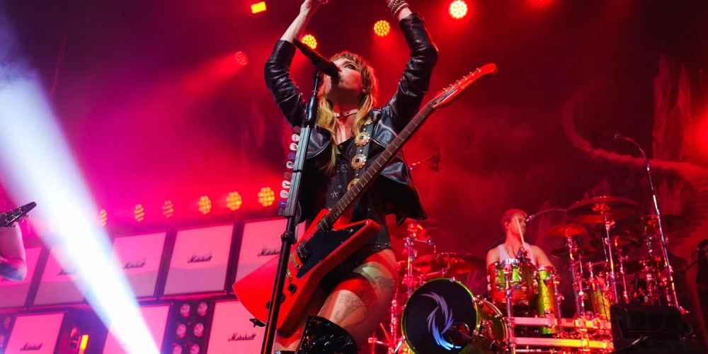 Halestorm piedāvā enerģisku šovu Rīgā.