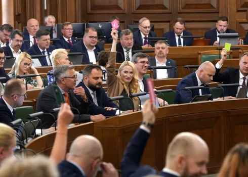 Последнее заседание Сейма на этой сессии.
