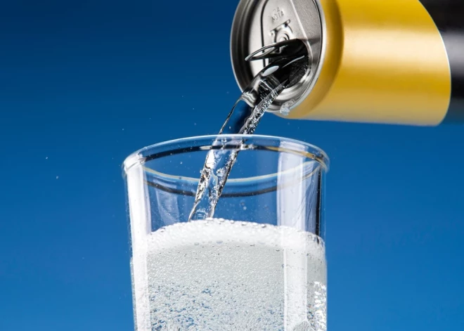 Поползли слухи, что в Латвии намерены запретить газированные напитки. Правда ли это?