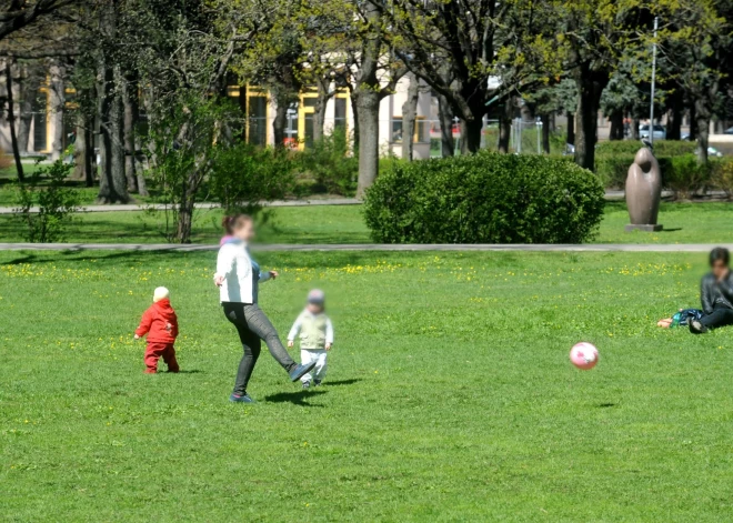 Bērns saslimst tieši garajās Līgo svētku brīvdienās: kur saņemt palīdzību?