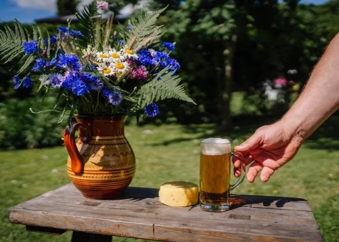 Vai bezalkoholiskais alus Līgo svētkos tiešām ir drošs cilvēkiem ar alkohola atkarību?
