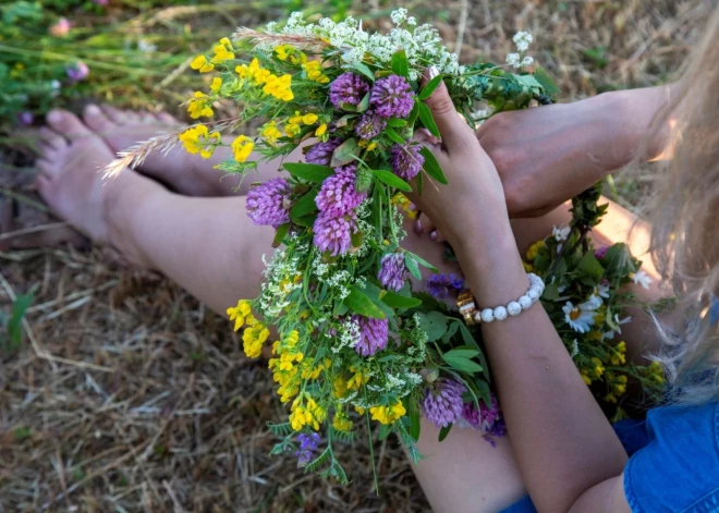 Большинство жителей Латвии проведут Лиго на природе