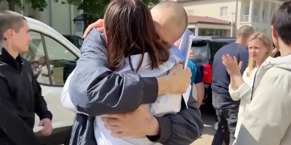 Baltkrievijā no cietuma atbrīvots Svjatlanas Cihanouskas vīrs.