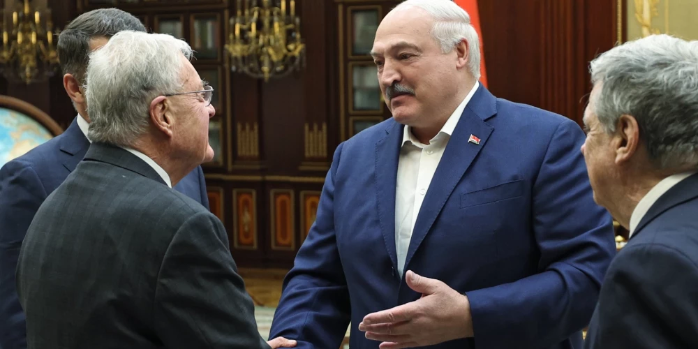 Встреча Келлога с Лукашенко.