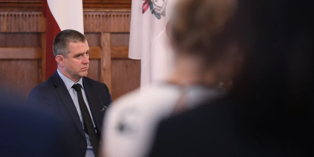 Politologs Filips Rajevskis.