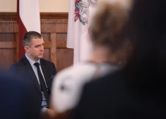 Politologs Filips Rajevskis uzskata, ka spēcīgas vēlmes gāzt valdību nevienam īsti nav