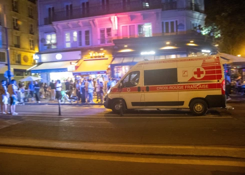 “Fête de la musique” laikā Francijā daudziem apmeklētājiem uzbrukts ar šļircēm