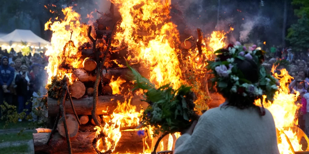 Tradicionālie Jāņi Dzegužkalnā.