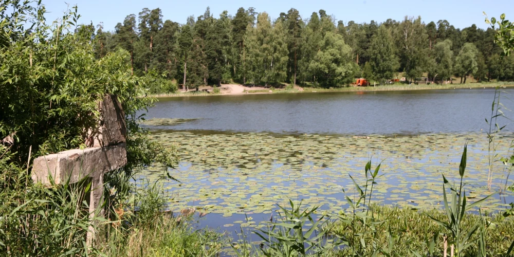 На озере Бабелитис.