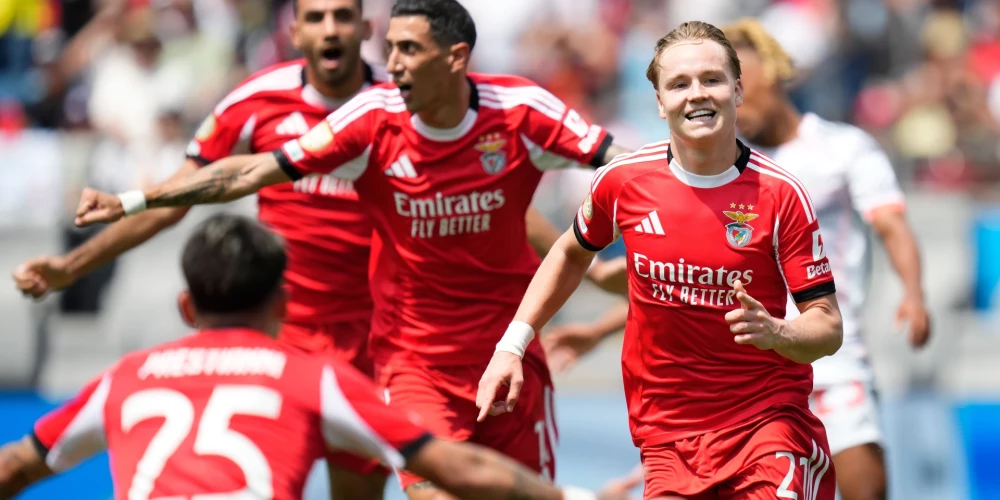 Lisabonas "Benfica" pirmo reizi vēsturē pārspējis Vācijas bundeslīgas vienību Minhenes "Bayern".