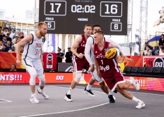 Apakšgrupas līderu cīņā 3x3 vīriešu izlasei pirmais zaudējums Pasaules kausā