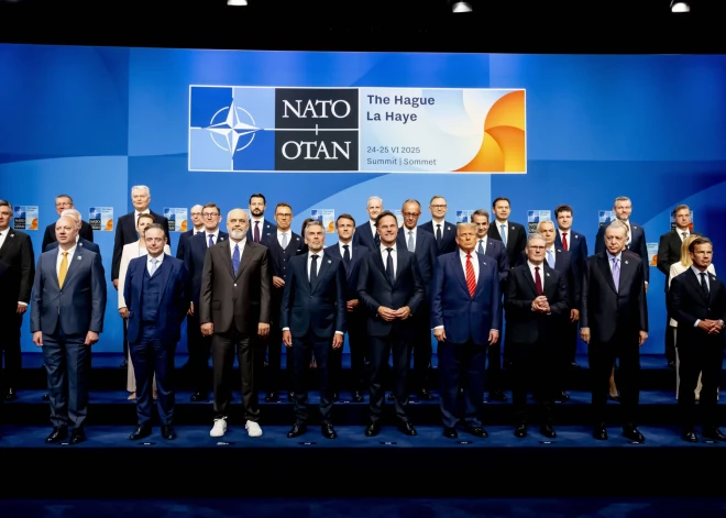 "Nostumti" aizmugurējā stūrī. Vai ir pamats satraukties par Baltijas pārstāvju vietu NATO samita kopbildē?