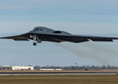 Бомбардировщики США, которые атаковали Иран, имеют на борту туалет, микроволновку, холодильник и даже кровать