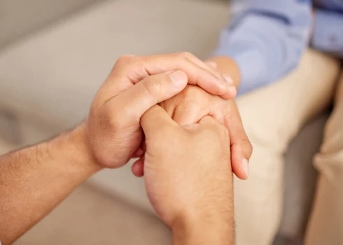 Vai mākslīgā intelekta ģenerētas fotogrāfijas pie ziedojumu lūgumiem mazina uzticamību?