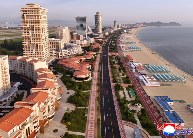 Ziemeļkorejā tiks atvērts pludmales kūrorts, jo Kims Čenuns vēlas piesasitīt tūristus