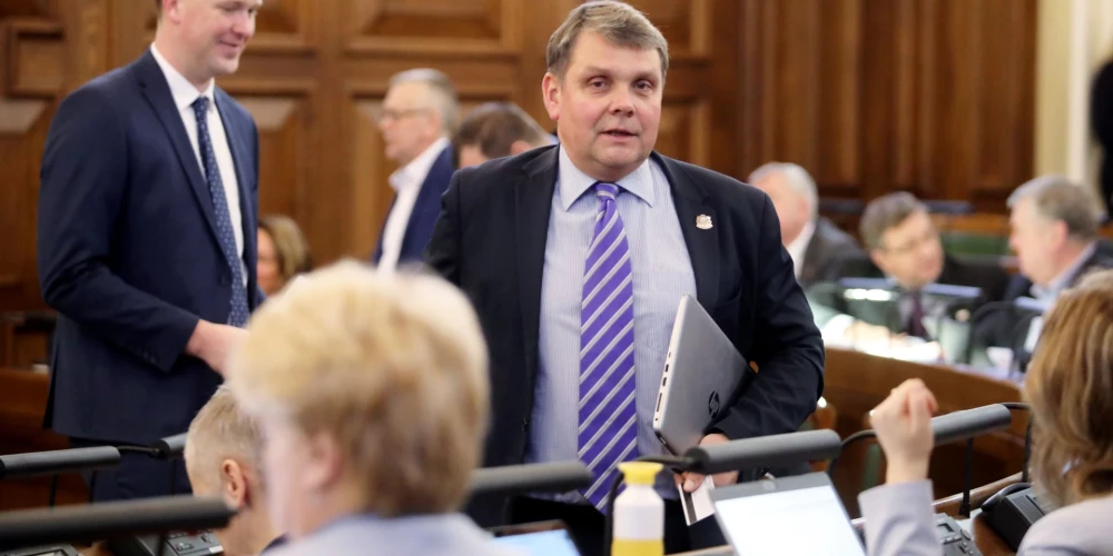 Preiļu novada domes priekšsēdētāja amatā atgriežas savulaik par krāpšanu tiesātais Adamovičs.