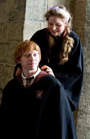 Džesija Keiva un Rūperts Grints filmā “Harijs Poters un Jauktasiņu princis” (2009).