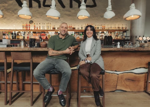 Gacho jeb Gatis Irbe un viņa mamma Jana Irbe-Iškova