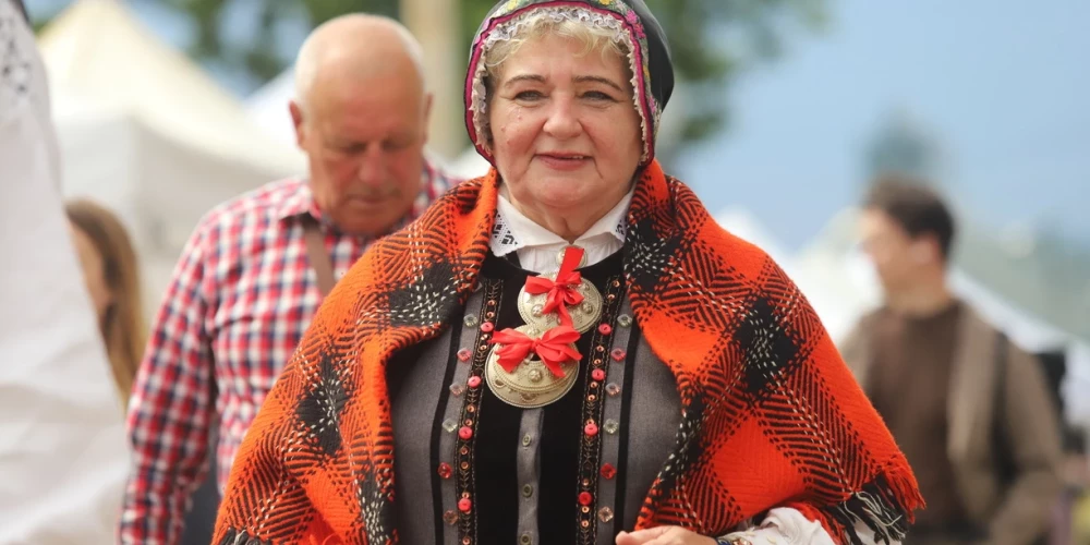 Starptautiskais folkloras festivāls "Baltica" notiek kopš 1987. gada katru reizi citā Baltijas valstī. Latvijā festivāls būs jau 13. reizi, pulcējot folkloras kopas un etnogrāfiskās ansambļus, kapelas un folkloras deju kopas, amatniekus, stāstniekus un citus dzīvās kultūras mantojuma glabātājus no visām trim Baltijas valstīm.