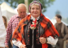 FOTO: latvieši un viesi košos tautastērpos Rīgā pulcējas ilggadējam folkloras festivālam "Baltica"