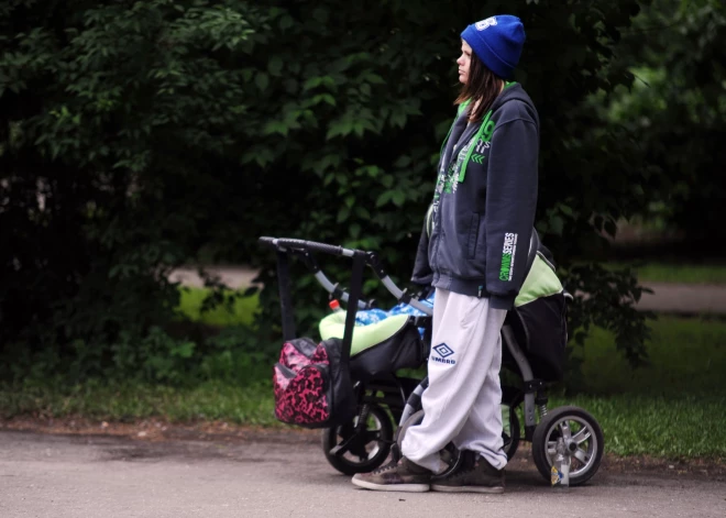 Rīgas domei būs jālabo "brāķis", kas liedz jaunajiem rīdziniekiem saņemt bērnu piedzimšanas pabalstu