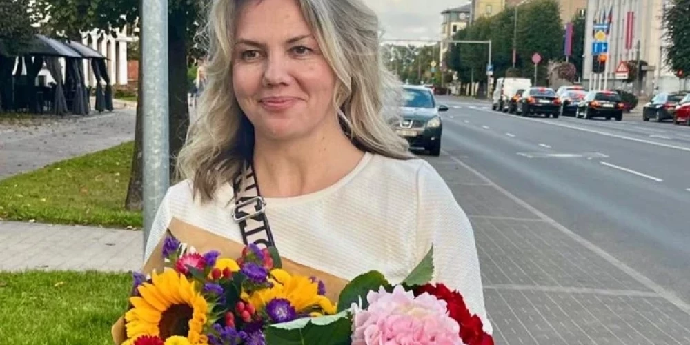"Теперь я ставлю себя на первое место. Ну, всегда и везде! И я больше не пытаюсь всем угодить, всем понравиться", - говорит Марина после лечения от рака.