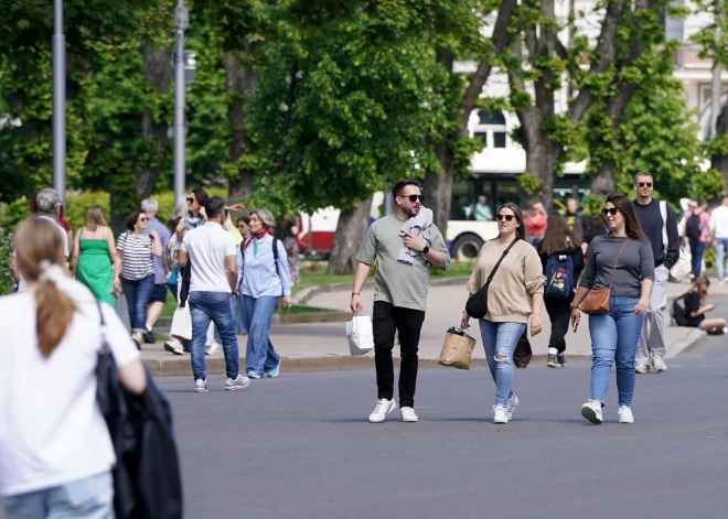 Katrs desmitais Latvijas iedzīvotājs neveido nekādus uzkrājumus