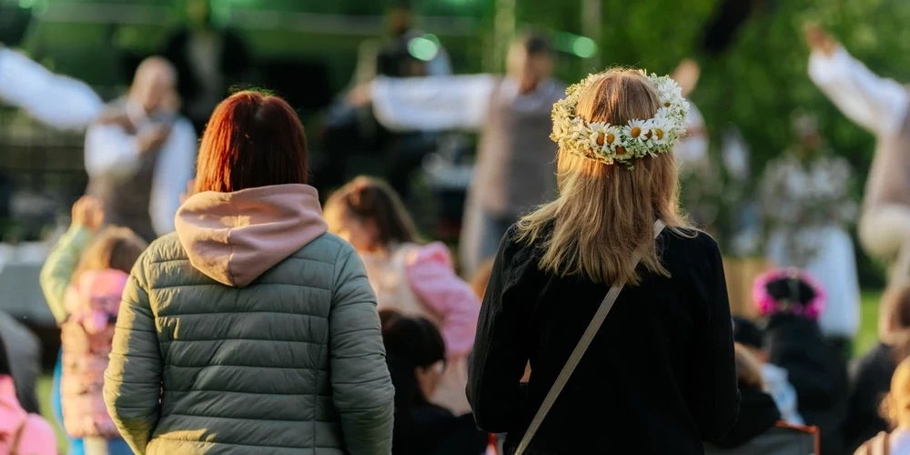 Simtiem jauniešu svētkos nonāk slimnīcā alkohola dēļ.