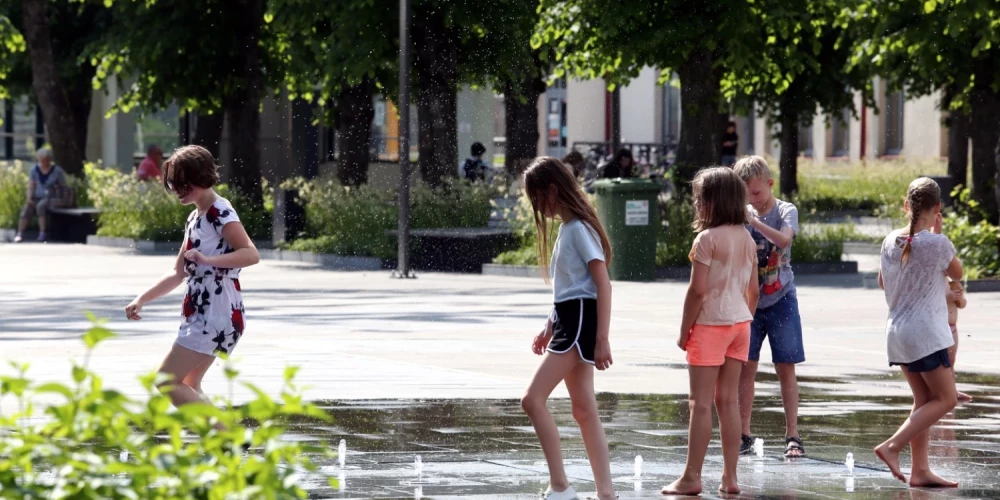 Šī gada pirmajā pusgadā bērnu traumu gadījumu skaits ir par 150 mazāks nekā attiecīgajā periodā pērn.