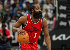 Hārdens turpinās pārstāvēt "Clippers", "Trail Blazers" izpērk Eitona līgumu