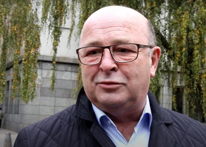 Мэр Каунаса сбил человека на пешеходном переходе... снова!