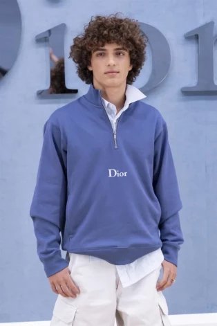 Сын Мэтью Макконахи на модном показе Dior.