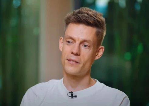 В начале марта 2024 года Юрий Дудь перестал ставить плашку "иностранного агента".