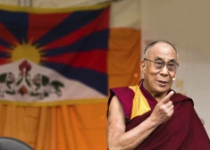 Vērienīgi sāk svinēt pasaules budistu līdera Dalailamas 90 gadu jubileju