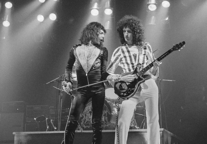 Fredijs Merkūrijs un Braiens Mejs septiņdesmitajos gados.