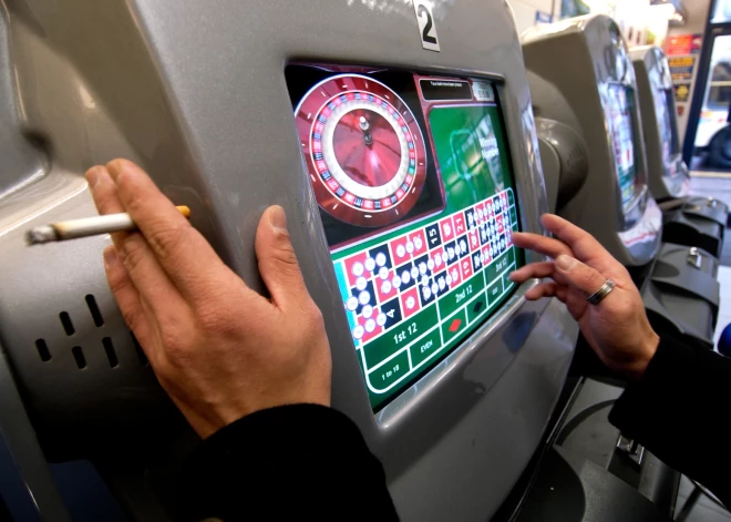 Satversmes tiesa pieliek punktu strīdā par smēķēšanas aizliegumu azartspēļu vietās