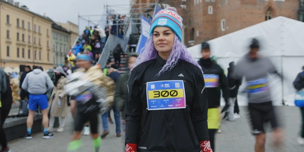 Samanta Petakova. Publicitātes foto