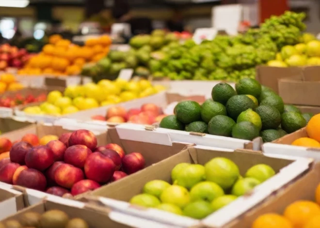 Pieaugošās pakalpojumu un pārtikas cenas veicina eirozonas inflācijas pieaugumu līdz 2%