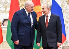 Aiz propagandas priekškara: NATO bruņojas, jo grib karu pret Krieviju
