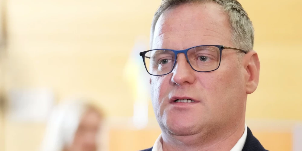 Rīgas domes priekšsēdētājs Viesturs Kleinbergs piedalās preses konferencē pēc tikšanās ar AS "Rīgas siltums" vadību, kurā pārrunāja situāciju saistībā ar plānoto siltumenerģijas tarifu palielinājumu.