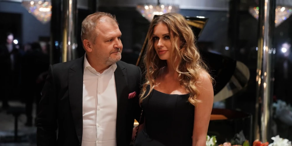 Oļegs Fiļs un Kristīne Jelinska.
