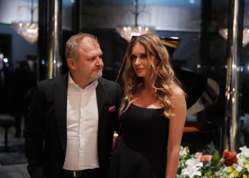 Oļegs Fiļs un Kristīne Jelinska.