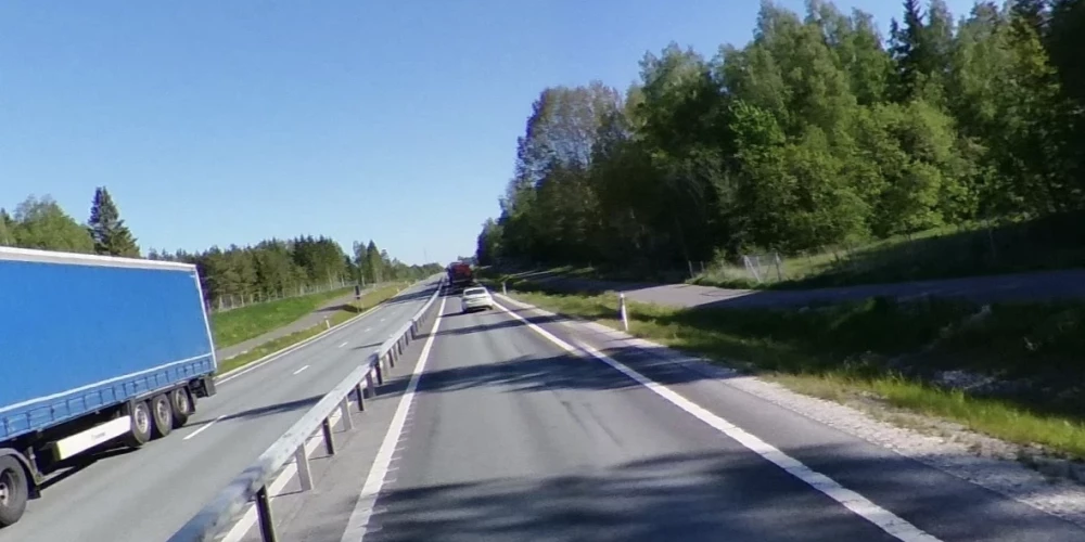 Дорога E67 в Эстонии.