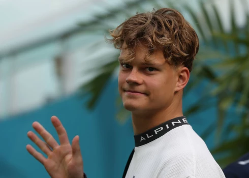 Pauls Arons neslēpj, ka viņa mērķis ir kļūt par pilna laika F-1 pilotu.