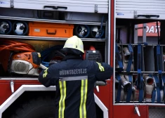 VUGD diennakts laikā saņēmis 47 izsaukumus, tostarp uz meža ugunsgrēku un ražošanas ēkas degšanu Rīgā